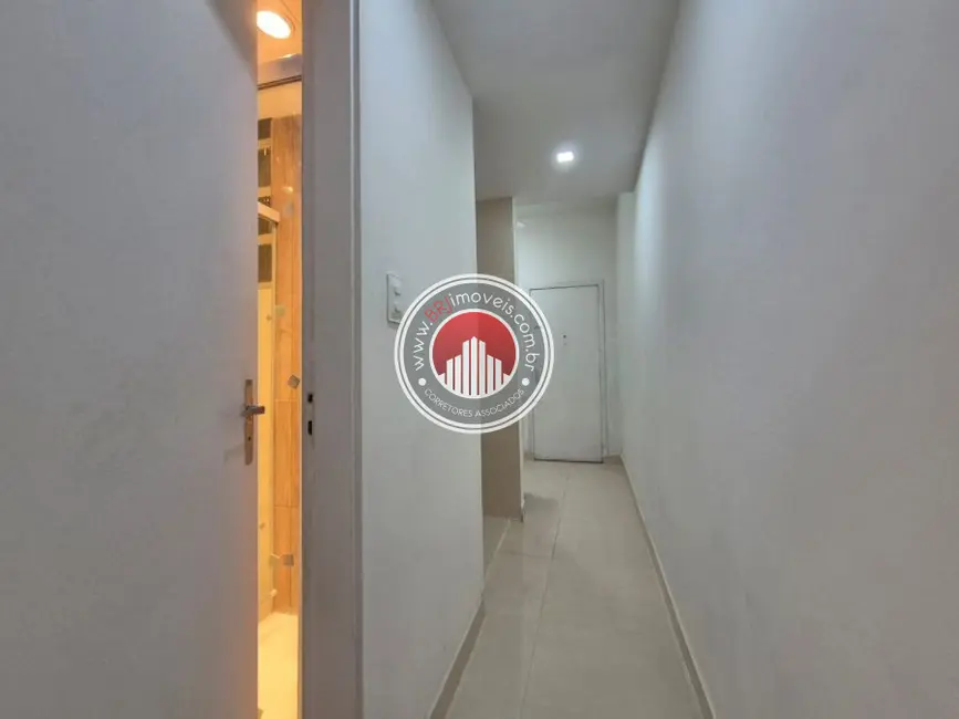 Apartamento com 1 quarto à venda, 27m2 em Centro, Rio De Janeiro - RJ - imagem 3 Foto 3 de Apartamento com 1 quarto à venda, 27m2 em Centro, Rio De Janeiro - RJ