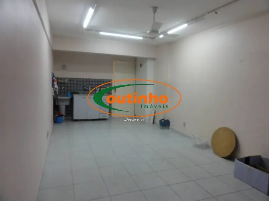 Foto 1 de Sala Comercial à venda, 33m2 em Vila Isabel, Rio De Janeiro - RJ