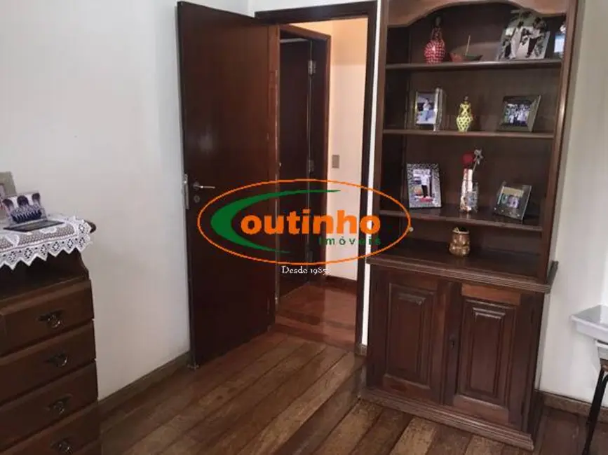Casa com 5 quartos à venda, 287m2 em Tijuca, Rio De Janeiro - RJ - imagem 6 Foto 6 de Casa com 5 quartos à venda, 287m2 em Tijuca, Rio De Janeiro - RJ