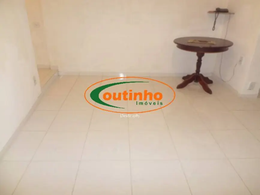 Foto 1 de Apartamento com 2 quartos à venda, 85m2 em Praça da Bandeira, Rio De Janeiro - RJ