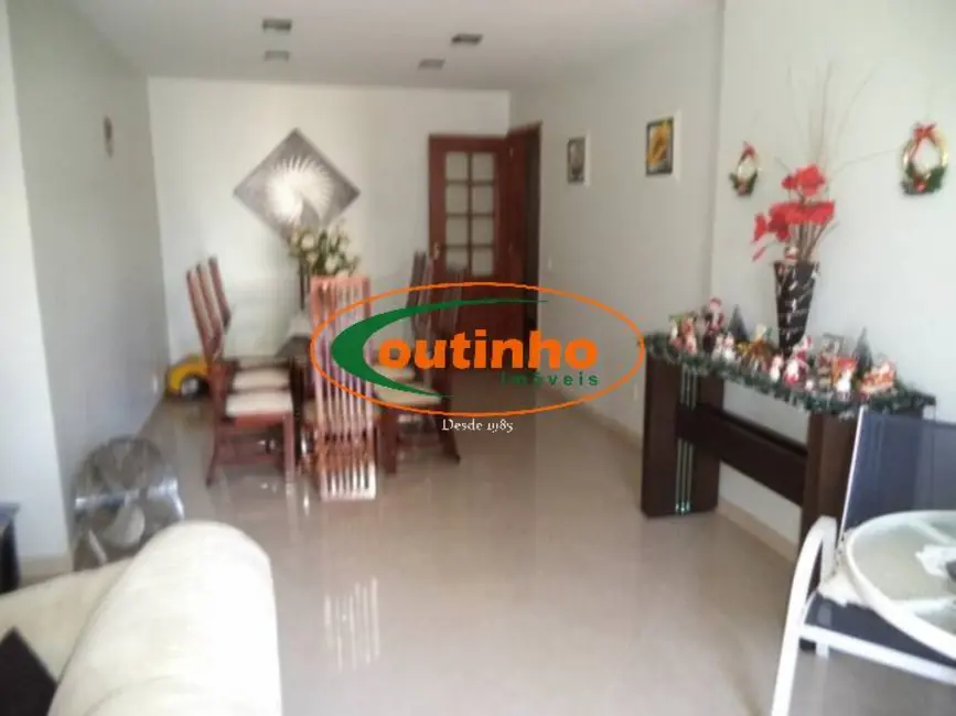 Apartamento com 4 quartos à venda, 160m2 em Tijuca, Rio De Janeiro - RJ - imagem 3 Foto 3 de Apartamento com 4 quartos à venda, 160m2 em Tijuca, Rio De Janeiro - RJ