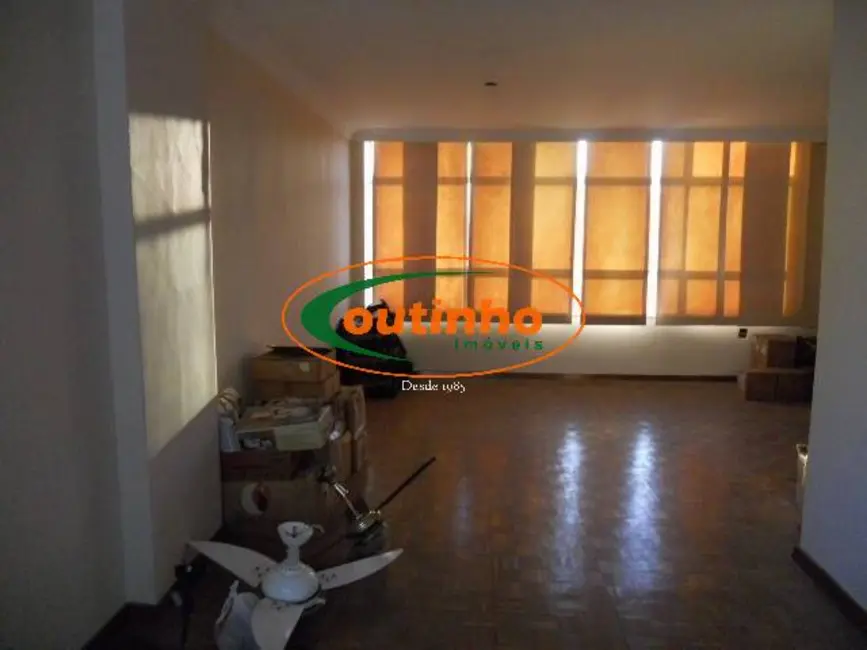 Foto 1 de Apartamento com 4 quartos à venda, 135m2 em Tijuca, Rio De Janeiro - RJ