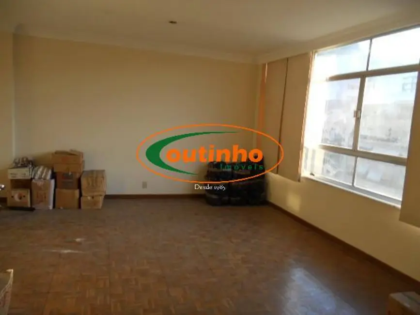 Foto 2 de Apartamento com 4 quartos à venda, 135m2 em Tijuca, Rio De Janeiro - RJ