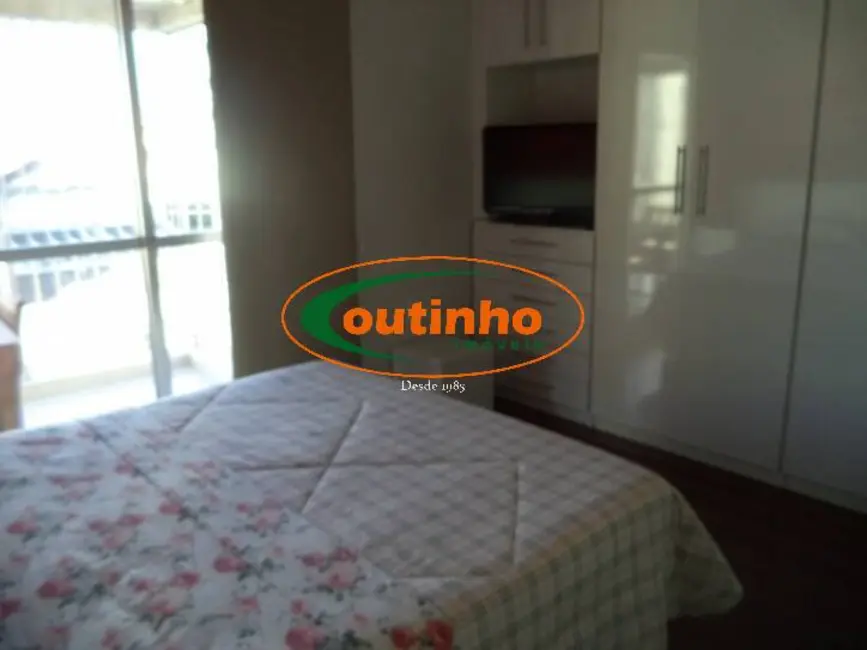 Apartamento com 2 quartos à venda, 205m2 em Tijuca, Rio De Janeiro - RJ - imagem 5 Foto 5 de Apartamento com 2 quartos à venda, 205m2 em Tijuca, Rio De Janeiro - RJ