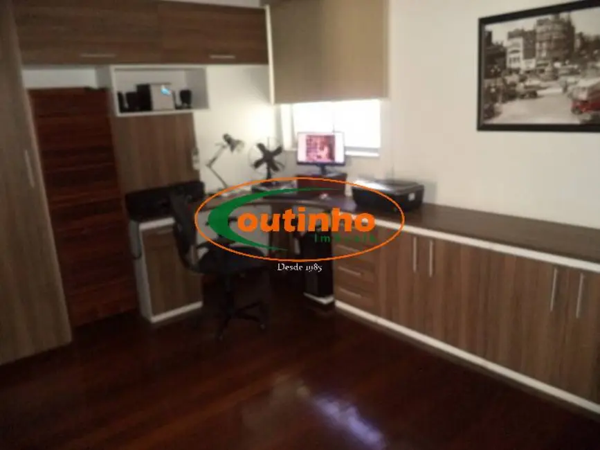 Apartamento com 2 quartos à venda, 205m2 em Tijuca, Rio De Janeiro - RJ - imagem 6 Foto 6 de Apartamento com 2 quartos à venda, 205m2 em Tijuca, Rio De Janeiro - RJ