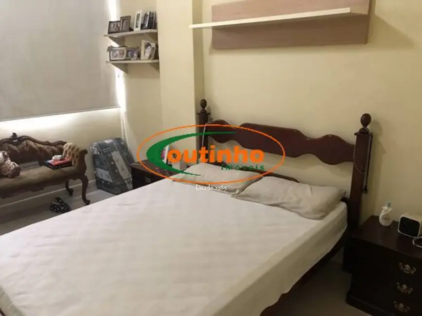 Foto 5 de Apartamento com 2 quartos à venda, 70m2 em Tijuca, Rio De Janeiro - RJ