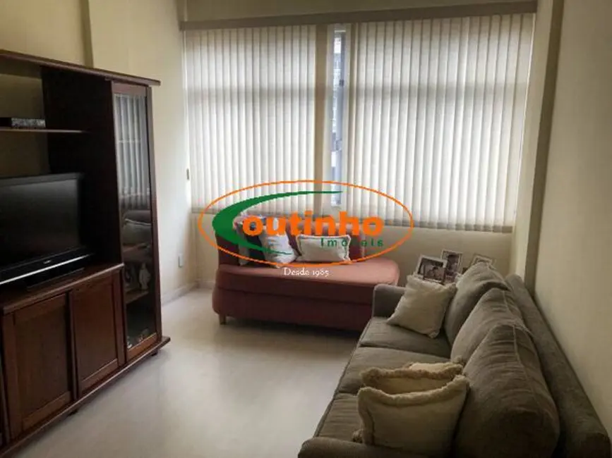 Foto 3 de Apartamento com 2 quartos à venda, 70m2 em Tijuca, Rio De Janeiro - RJ