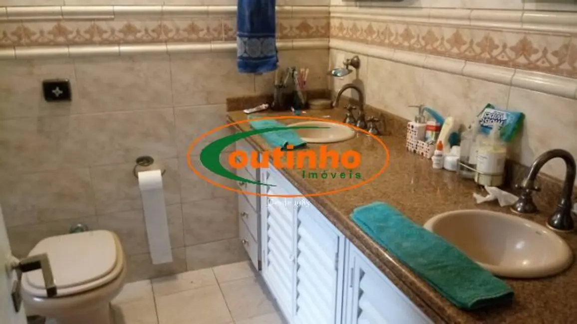 Apartamento com 4 quartos à venda, 190m2 em Copacabana, Rio De Janeiro - RJ - imagem 9 Foto 9 de Apartamento com 4 quartos à venda, 190m2 em Copacabana, Rio De Janeiro - RJ