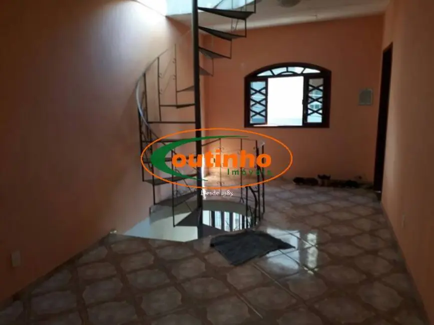 Casa com 4 quartos à venda, 186m2 em Tijuca, Rio De Janeiro - RJ - imagem 3 Foto 3 de Casa com 4 quartos à venda, 186m2 em Tijuca, Rio De Janeiro - RJ