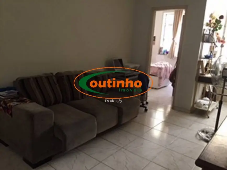 Foto 2 de Apartamento com 2 quartos à venda, 78m2 em Praça da Bandeira, Rio De Janeiro - RJ