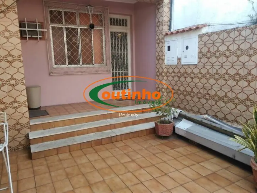 Foto 2 de Casa com 4 quartos à venda, 250m2 em Vila Isabel, Rio De Janeiro - RJ