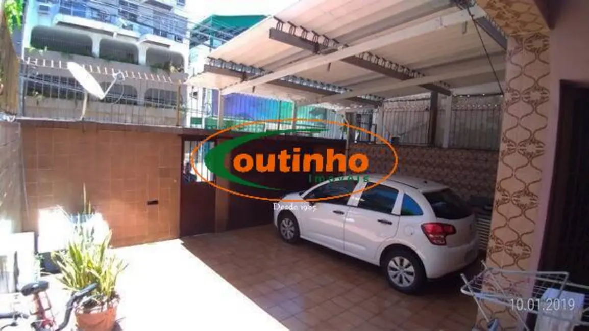 Foto 1 de Casa com 4 quartos à venda, 250m2 em Vila Isabel, Rio De Janeiro - RJ