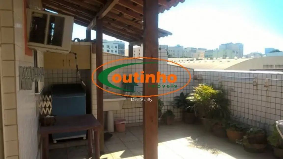 Foto 2 de Casa com 4 quartos à venda, 150m2 em Rio Comprido, Rio De Janeiro - RJ