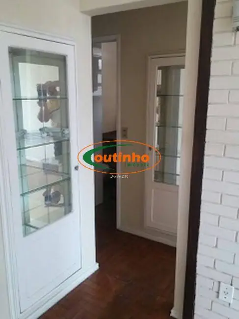 Foto 3 de Apartamento com 2 quartos à venda, 68m2 em Tijuca, Rio De Janeiro - RJ
