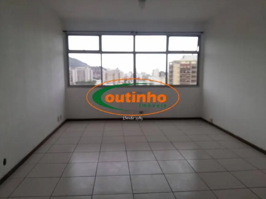 Foto 2 de Apartamento com 4 quartos à venda, 121m2 em Grajaú, Rio De Janeiro - RJ