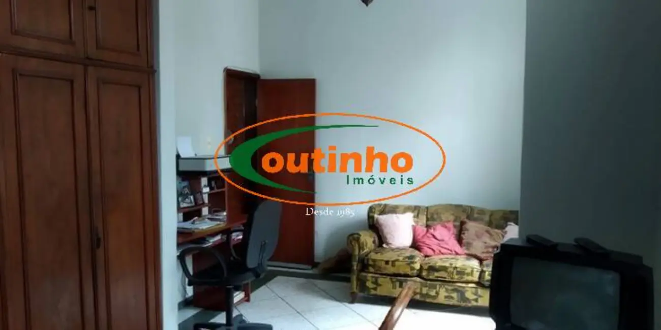 Casa com 3 quartos à venda, 226m2 em Vila Isabel, Rio De Janeiro - RJ - imagem 5 Foto 5 de Casa com 3 quartos à venda, 226m2 em Vila Isabel, Rio De Janeiro - RJ