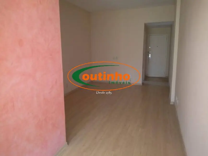 Apartamento com 3 quartos à venda, 87m2 em Tijuca, Rio De Janeiro - RJ - imagem 3 Foto 3 de Apartamento com 3 quartos à venda, 87m2 em Tijuca, Rio De Janeiro - RJ