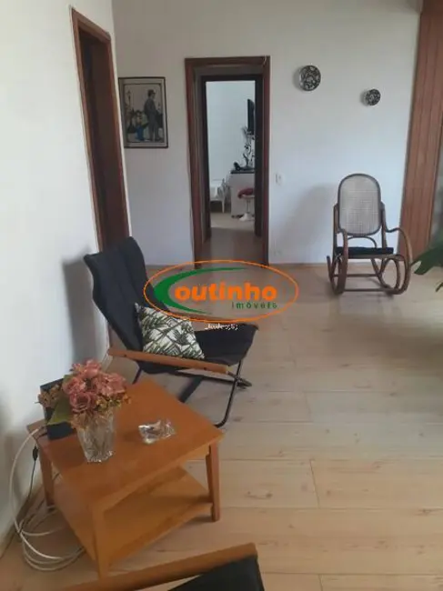 Cobertura com 4 quartos à venda, 150m2 em Tijuca, Rio De Janeiro - RJ - imagem 7 Foto 7 de Cobertura com 4 quartos à venda, 150m2 em Tijuca, Rio De Janeiro - RJ