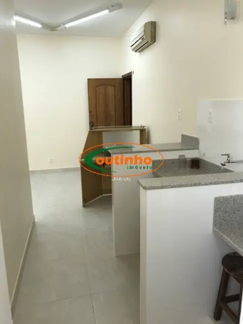 Sala Comercial à venda, 43m2 em Centro, Rio De Janeiro - RJ - imagem 7 Foto 7 de Sala Comercial à venda, 43m2 em Centro, Rio De Janeiro - RJ