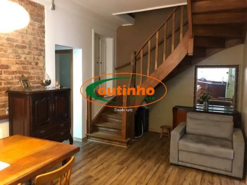 Foto 1 de Casa com 4 quartos à venda, 160m2 em Tijuca, Rio De Janeiro - RJ