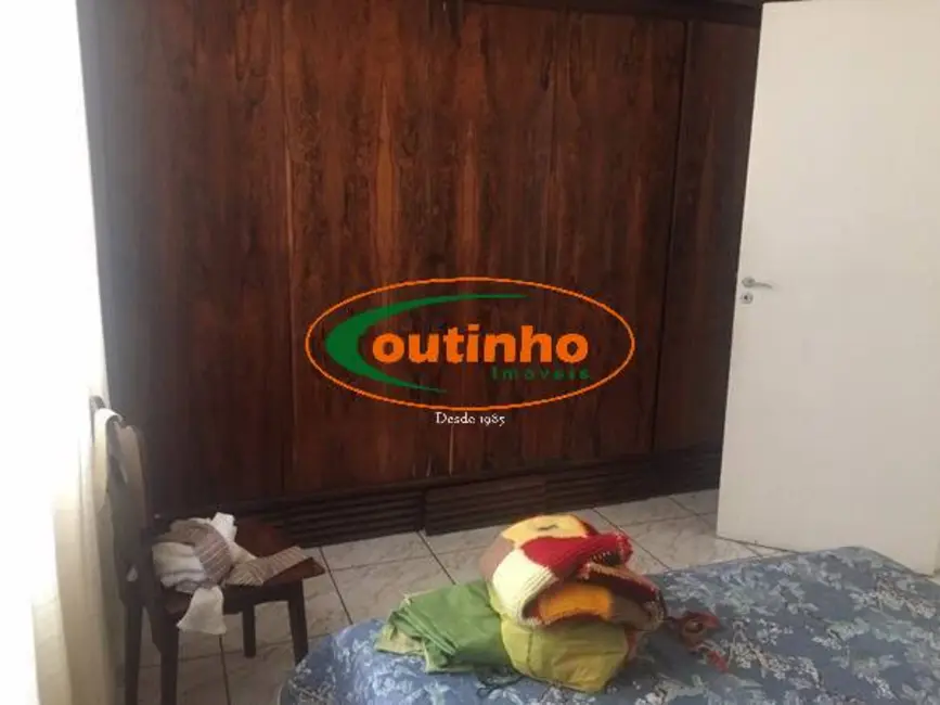 Foto 4 de Apartamento com 2 quartos à venda, 72m2 em Grajaú, Rio De Janeiro - RJ