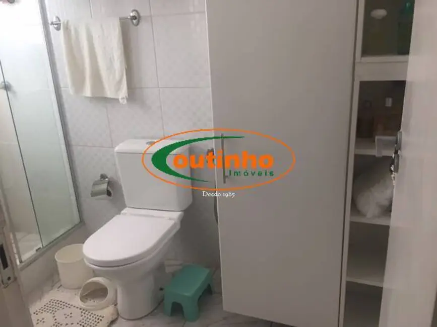 Foto 9 de Apartamento com 2 quartos à venda, 72m2 em Grajaú, Rio De Janeiro - RJ