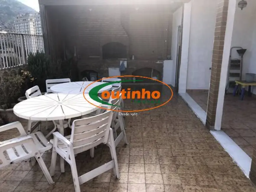 Cobertura com 4 quartos à venda, 200m2 em Tijuca, Rio De Janeiro - RJ - imagem 6 Foto 6 de Cobertura com 4 quartos à venda, 200m2 em Tijuca, Rio De Janeiro - RJ