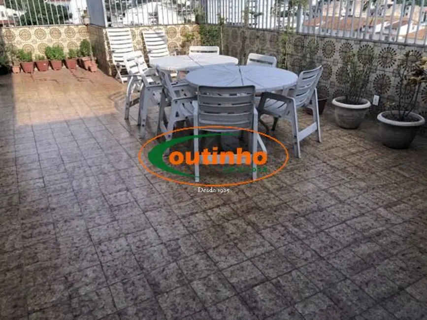 Cobertura com 4 quartos à venda, 200m2 em Tijuca, Rio De Janeiro - RJ - imagem 4 Foto 4 de Cobertura com 4 quartos à venda, 200m2 em Tijuca, Rio De Janeiro - RJ