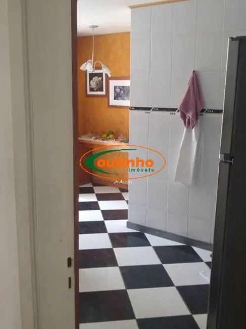 Apartamento com 2 quartos à venda, 88m2 em Vila Isabel, Rio De Janeiro - RJ - imagem 5 Foto 5 de Apartamento com 2 quartos à venda, 88m2 em Vila Isabel, Rio De Janeiro - RJ