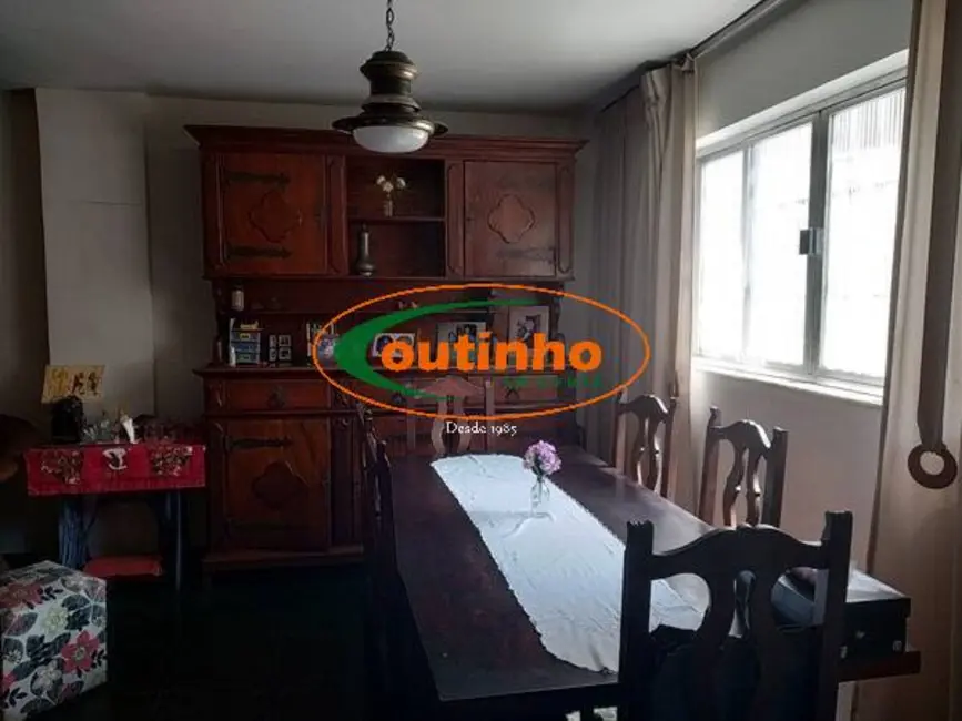 Casa com 3 quartos à venda, 278m2 em Maracanã, Rio De Janeiro - RJ - imagem 2 Foto 2 de Casa com 3 quartos à venda, 278m2 em Maracanã, Rio De Janeiro - RJ