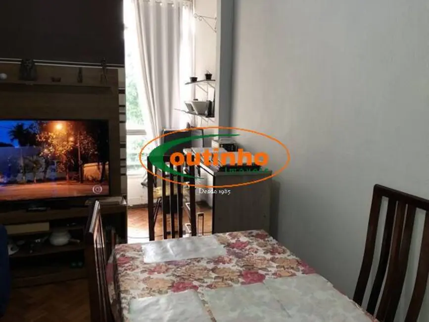 Foto 2 de Apartamento com 2 quartos à venda, 68m2 em Tijuca, Rio De Janeiro - RJ