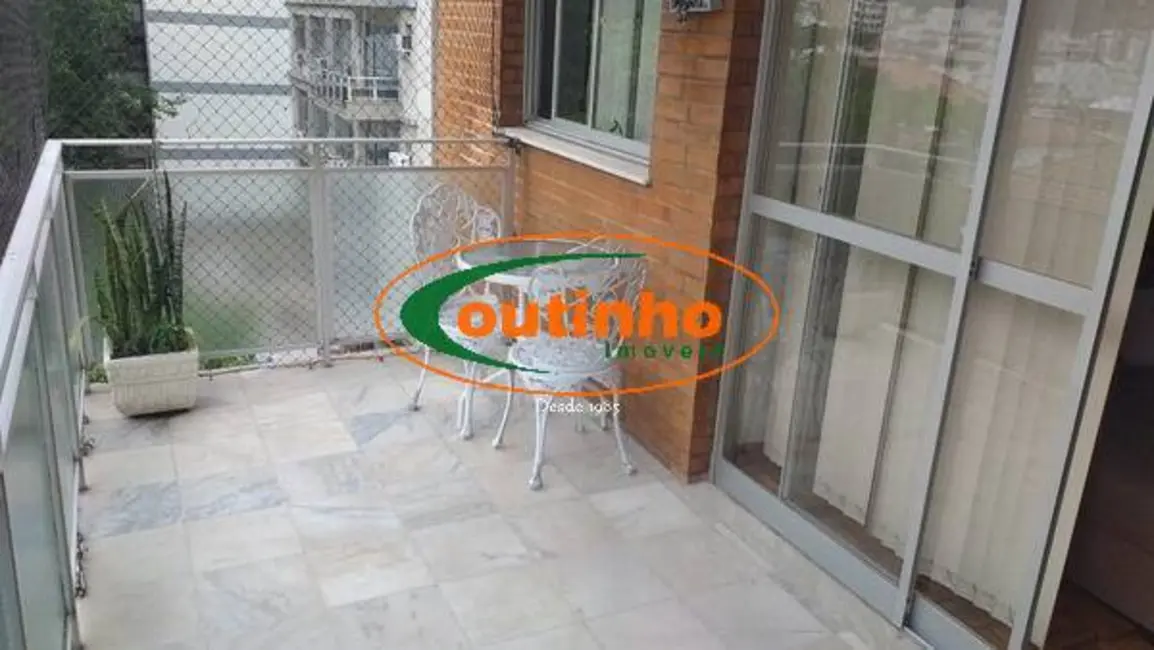 Apartamento com 4 quartos à venda, 156m2 em Tijuca, Rio De Janeiro - RJ - imagem 5 Foto 5 de Apartamento com 4 quartos à venda, 156m2 em Tijuca, Rio De Janeiro - RJ