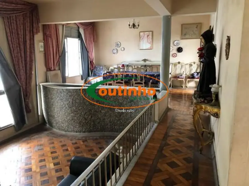Foto 2 de Casa com 6 quartos à venda, 367m2 em Tijuca, Rio De Janeiro - RJ