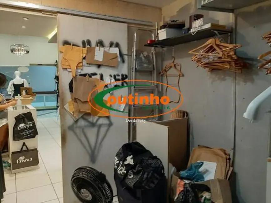Sala Comercial à venda, 31m2 em Tijuca, Rio De Janeiro - RJ - imagem 7 Foto 7 de Sala Comercial à venda, 31m2 em Tijuca, Rio De Janeiro - RJ
