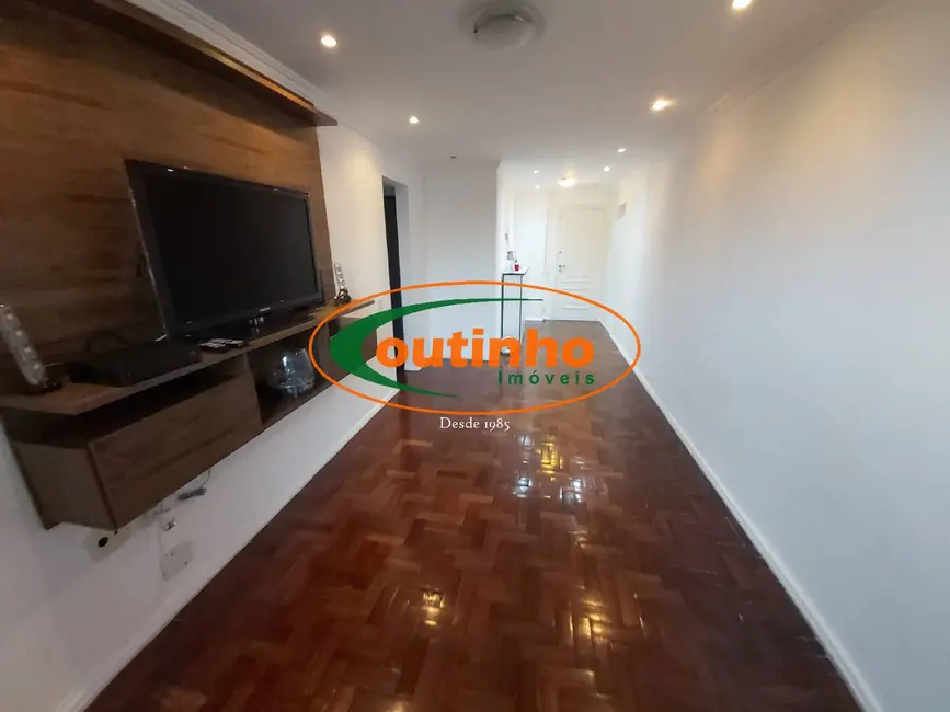 Foto 3 de Apartamento com 2 quartos à venda, 56m2 em Tijuca, Rio De Janeiro - RJ
