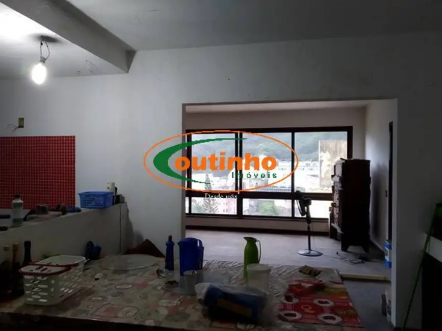 Casa com 5 quartos à venda, 370m2 em Alto da Boa Vista, Rio De Janeiro - RJ - imagem 9 Foto 9 de Casa com 5 quartos à venda, 370m2 em Alto da Boa Vista, Rio De Janeiro - RJ