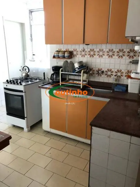 Apartamento com 3 quartos à venda, 119m2 em Maracanã, Rio De Janeiro - RJ - imagem 7 Foto 7 de Apartamento com 3 quartos à venda, 119m2 em Maracanã, Rio De Janeiro - RJ