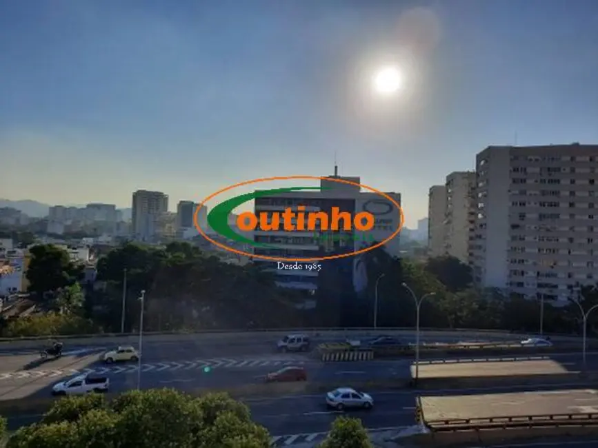 Foto 2 de Apartamento com 2 quartos à venda, 73m2 em Praça da Bandeira, Rio De Janeiro - RJ