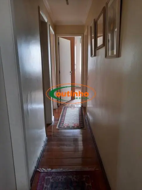 Apartamento com 3 quartos à venda, 126m2 em Tijuca, Rio De Janeiro - RJ - imagem 6 Foto 6 de Apartamento com 3 quartos à venda, 126m2 em Tijuca, Rio De Janeiro - RJ