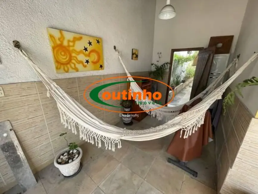 Casa com 5 quartos à venda, 175m2 em Grajaú, Rio De Janeiro - RJ - imagem 6 Foto 6 de Casa com 5 quartos à venda, 175m2 em Grajaú, Rio De Janeiro - RJ