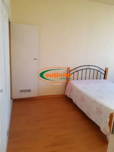 Apartamento com 4 quartos à venda, 165m2 em Tijuca, Rio De Janeiro - RJ - imagem 5 Foto 5 de Apartamento com 4 quartos à venda, 165m2 em Tijuca, Rio De Janeiro - RJ