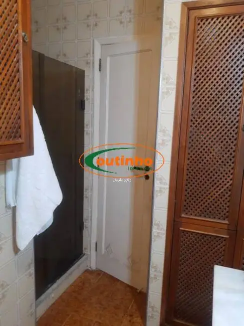 Apartamento com 4 quartos à venda, 165m2 em Tijuca, Rio De Janeiro - RJ - imagem 6 Foto 6 de Apartamento com 4 quartos à venda, 165m2 em Tijuca, Rio De Janeiro - RJ