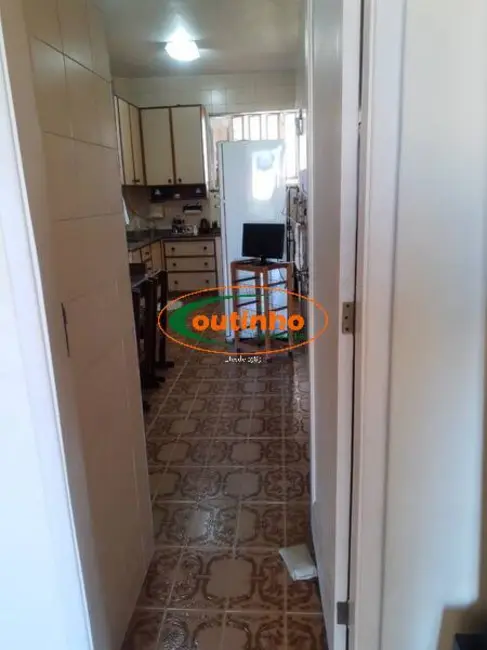 Apartamento com 4 quartos à venda, 165m2 em Tijuca, Rio De Janeiro - RJ - imagem 9 Foto 9 de Apartamento com 4 quartos à venda, 165m2 em Tijuca, Rio De Janeiro - RJ