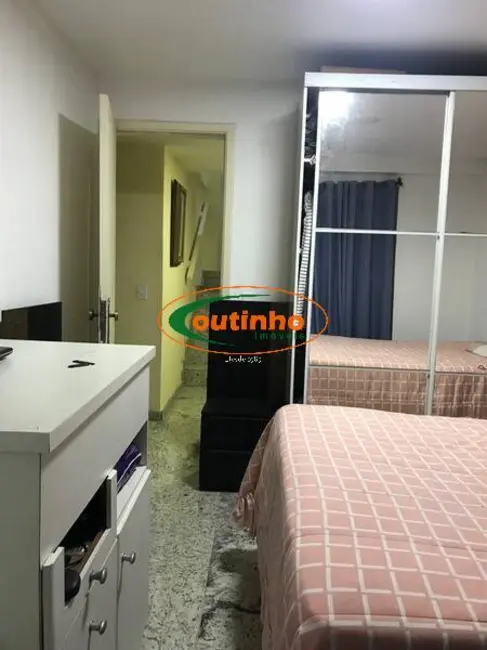 Cobertura com 3 quartos à venda, 168m2 em Tijuca, Rio De Janeiro - RJ - imagem 6 Foto 6 de Cobertura com 3 quartos à venda, 168m2 em Tijuca, Rio De Janeiro - RJ