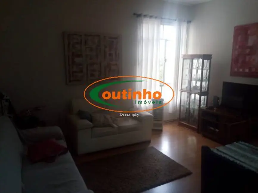 Apartamento com 2 quartos à venda, 67m2 em Maracanã, Rio De Janeiro - RJ - imagem 2 Foto 2 de Apartamento com 2 quartos à venda, 67m2 em Maracanã, Rio De Janeiro - RJ