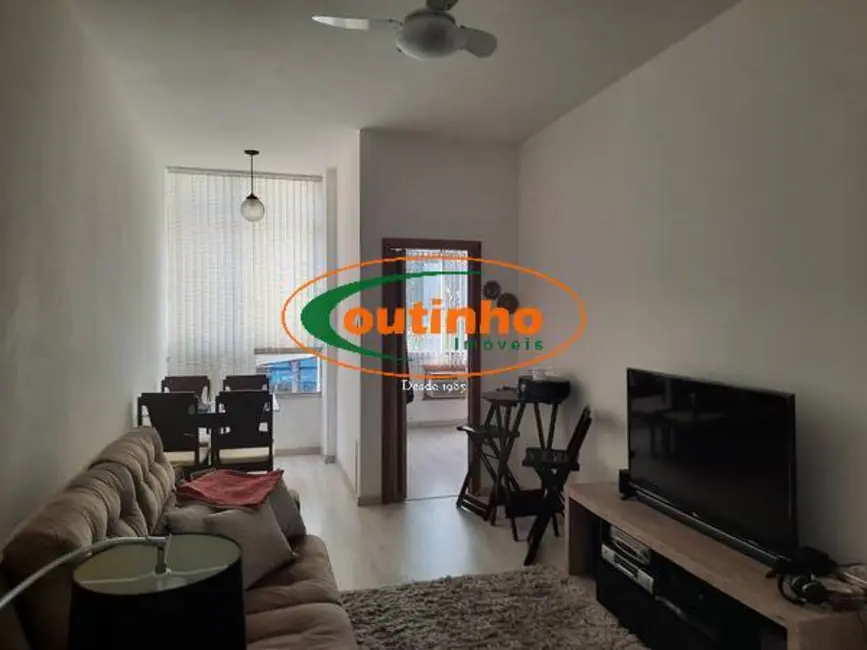 Foto 2 de Apartamento com 3 quartos à venda, 82m2 em Tijuca, Rio De Janeiro - RJ