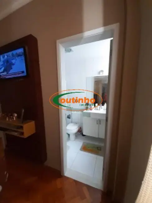 Apartamento com 3 quartos à venda, 104m2 em Maracanã, Rio De Janeiro - RJ - imagem 8 Foto 8 de Apartamento com 3 quartos à venda, 104m2 em Maracanã, Rio De Janeiro - RJ