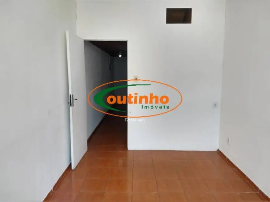 Sala Comercial à venda, 30m2 em Tijuca, Rio De Janeiro - RJ - imagem 7 Foto 7 de Sala Comercial à venda, 30m2 em Tijuca, Rio De Janeiro - RJ