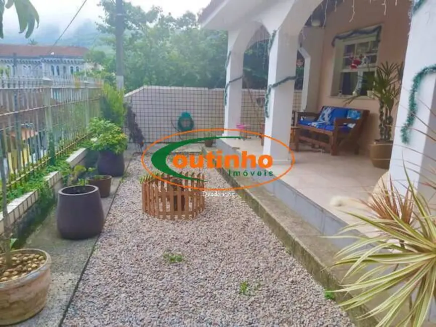 Casa com 5 quartos à venda, 264m2 em Alto da Boa Vista, Rio De Janeiro - RJ - imagem 2 Foto 2 de Casa com 5 quartos à venda, 264m2 em Alto da Boa Vista, Rio De Janeiro - RJ