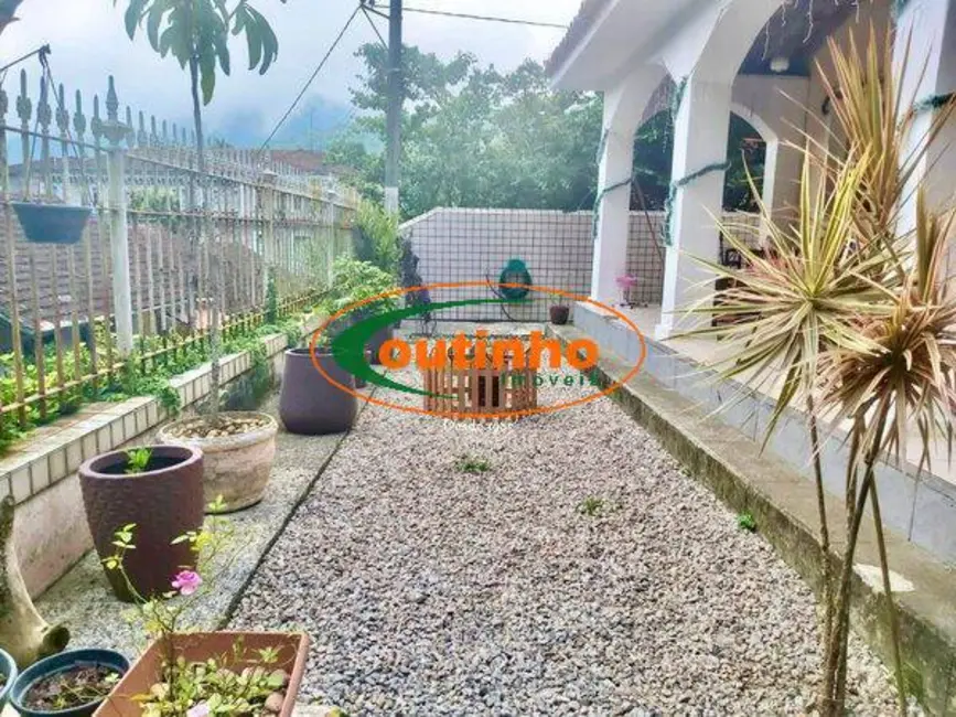 Casa com 5 quartos à venda, 264m2 em Alto da Boa Vista, Rio De Janeiro - RJ - imagem 4 Foto 4 de Casa com 5 quartos à venda, 264m2 em Alto da Boa Vista, Rio De Janeiro - RJ